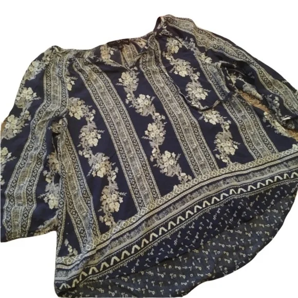 Womens Blouse Bundle of 3 S - Picture 2 of 15